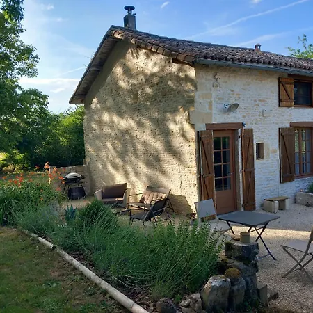 بيت للعطل La Petite Bellarderie *